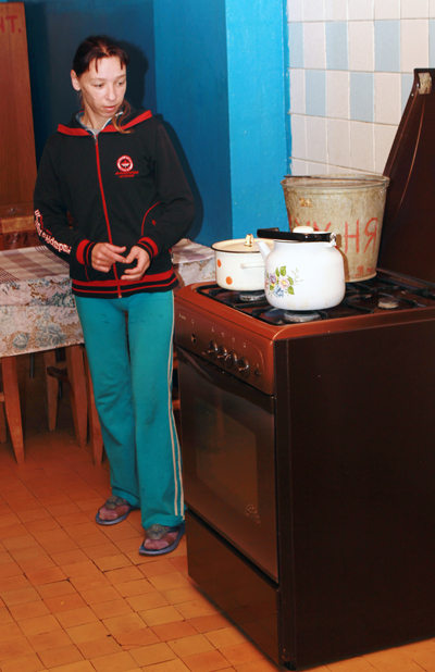 женщина на кухне в Минске