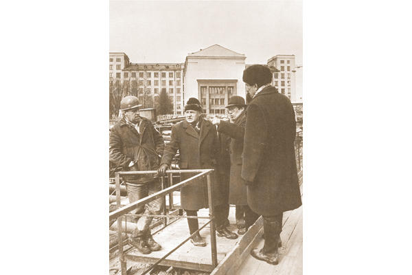Михаил Васильевич Ковалёв во время строительства метрополитена в Минске