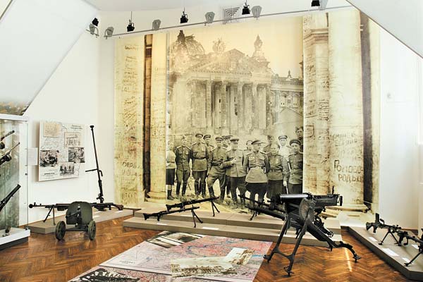в музее истории Великой Отечественной войны