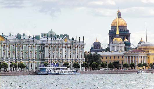 является ли Санкт-Петербург городом для туристов и туризма?