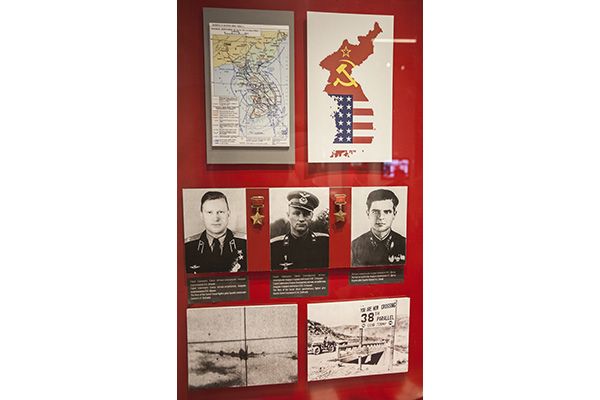 3 летчика стали Героями Советского Союза