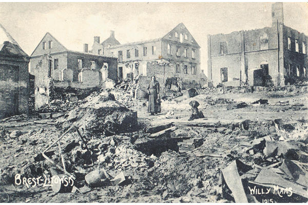 руины Бреста, 1915