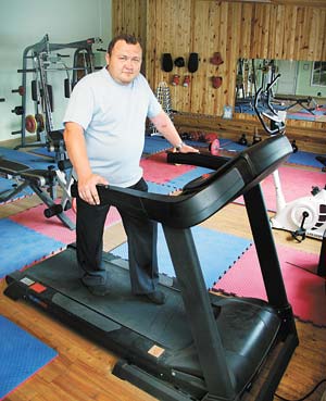 в спортзале