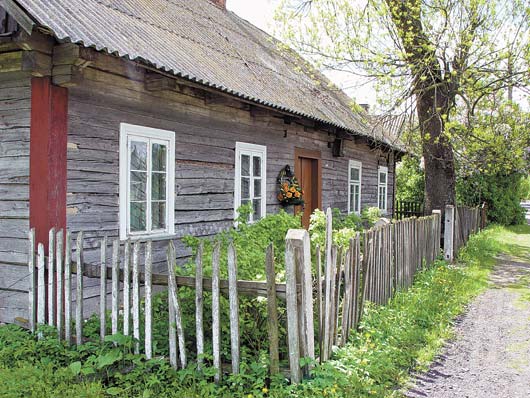 Дом-музей Чеслава Немена в деревне Старые Василишки (из архива редакции)